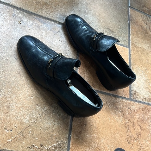 VINTAGE ROBLEE LEATHER SHOES - Picture 7 of 7